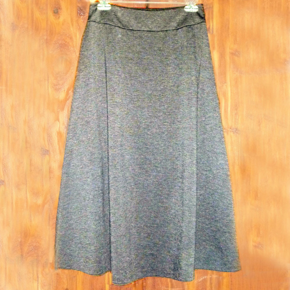 croft & barrow Dresses & Skirts - Croft & Barrow Stretchy A-Line Gray Skirt | 6